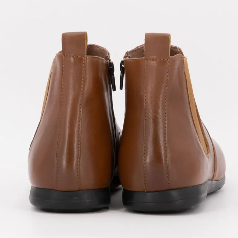 Bottines chelsea cuir cognac semelle noire Homme PIERRE CARDIN