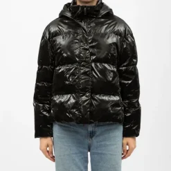 Doudoune courte à capuche noir brillant nelly Femme LA PETITE ETOILE