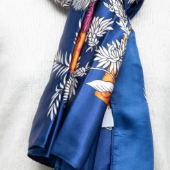 Foulard effet satiné à fleurs avec motif graphique 90x180cm Femme MANOUKIAN