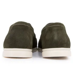 Mocassins cuir daim semelle blanche avec surpiqure blanche Homme PIERRE CARDIN