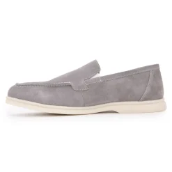 Mocassins cuir daim semelle blanche avec surpiqure blanche Homme PIERRE CARDIN
