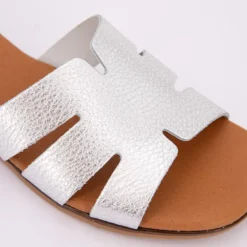 Mules plates à bride satinée Femme BIOSTOCK