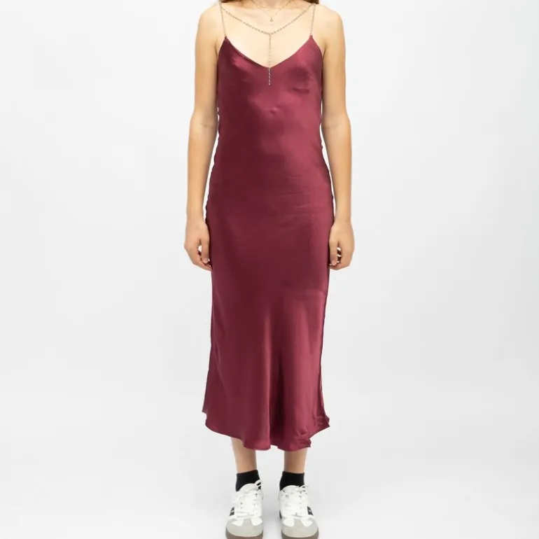 Robe mi longue velours avec bretelles bijoux rainee Femme LA PETITE ETOILE