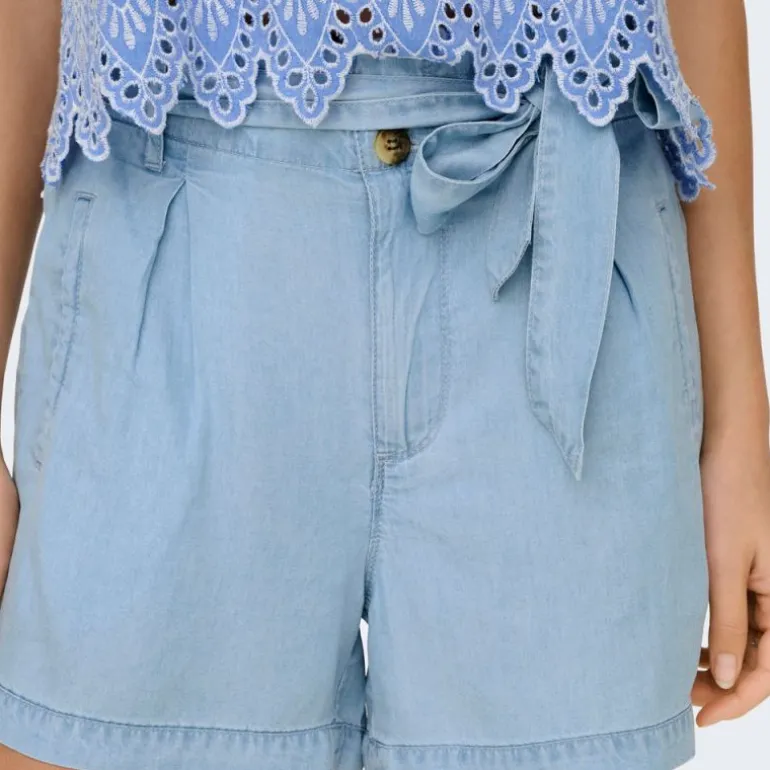 Short charis bleu clair à ceinture regular Femme ONLY