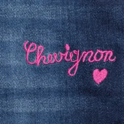 Short en jean avec inscription en rose Enfant CHEVIGNON