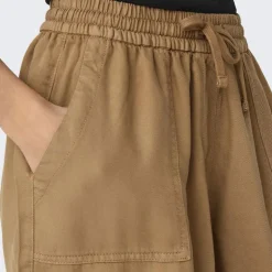 Short taille haute fluide avec poches Femme ONLY